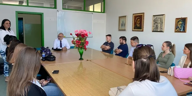 Nagrada za maturante srednjih škola TK –