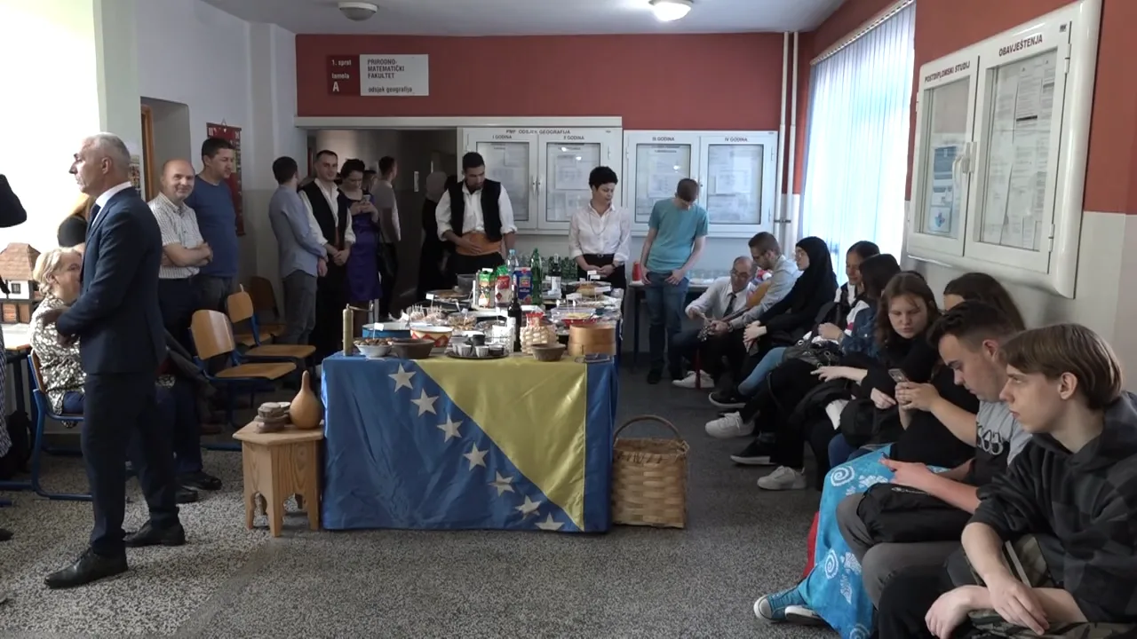 (Video) Priča za vikend: Gastronomska manifestacija studijskog programa Turizmologija |