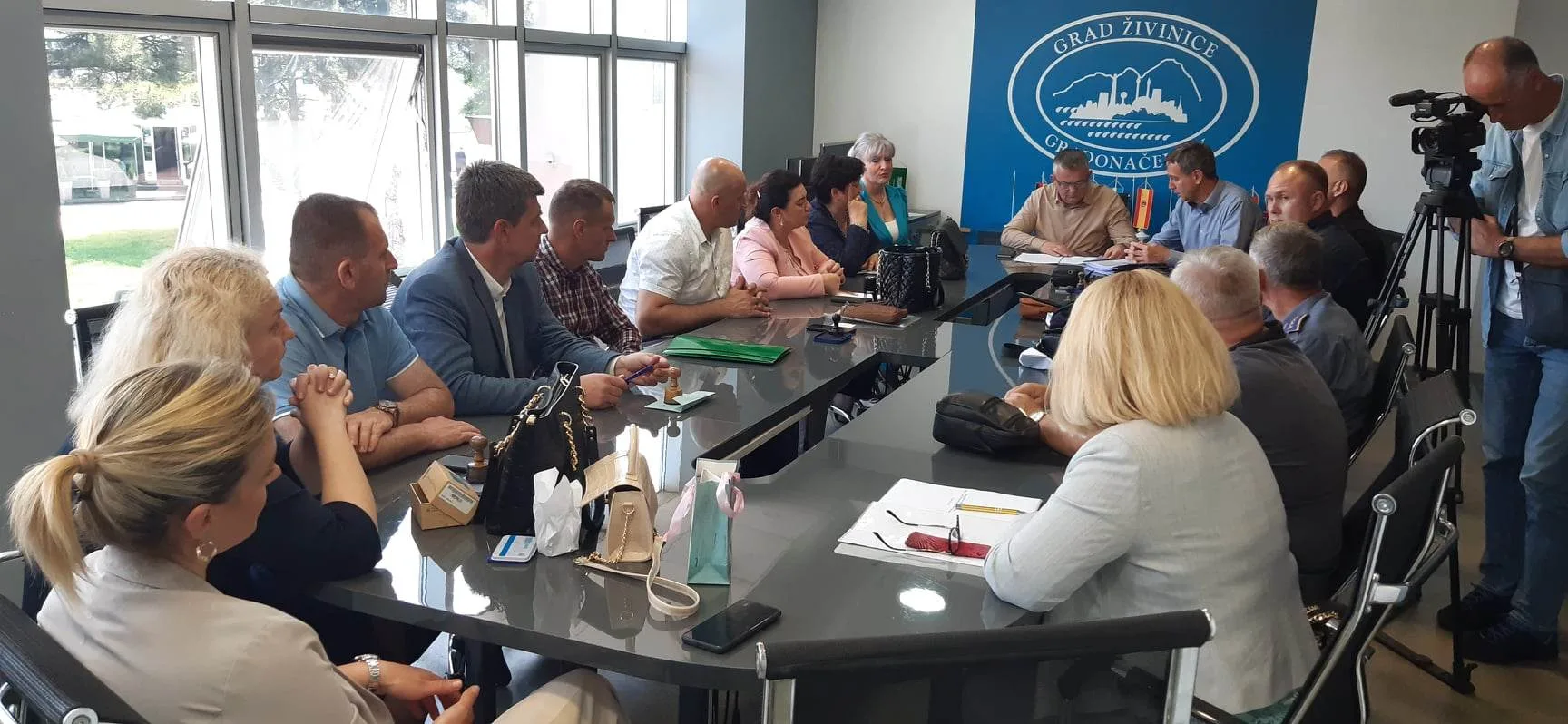 Potpisan Protokol za prevenciju i postupanje u slučajevima prosjačenja i drugih oblika eksploatacije djece u Gradu Živinice.