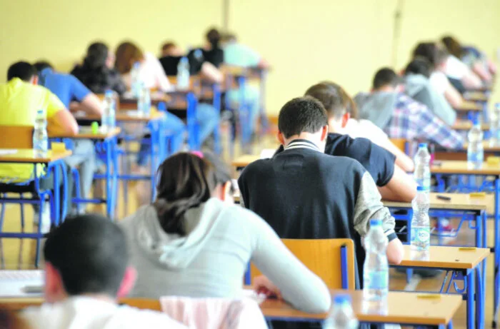 Od danas upis u srednje škole u TK