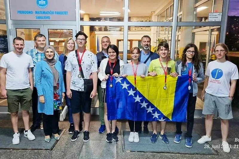 Najbolji rezultat ikada: BiH treća na Juniorskoj balkanskoj matematičkoj olimpijadi