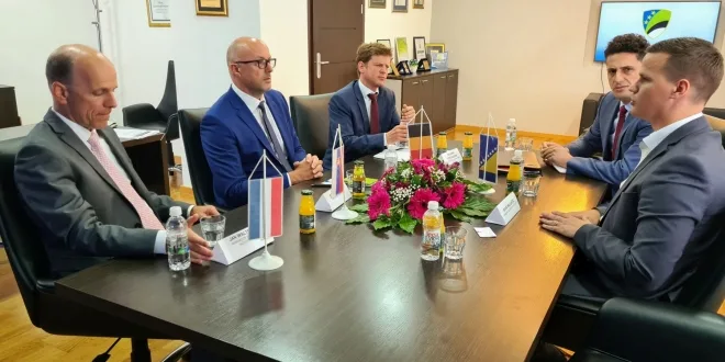 Podrška ambasadora radu Vlade Tuzlanskog kantona –
