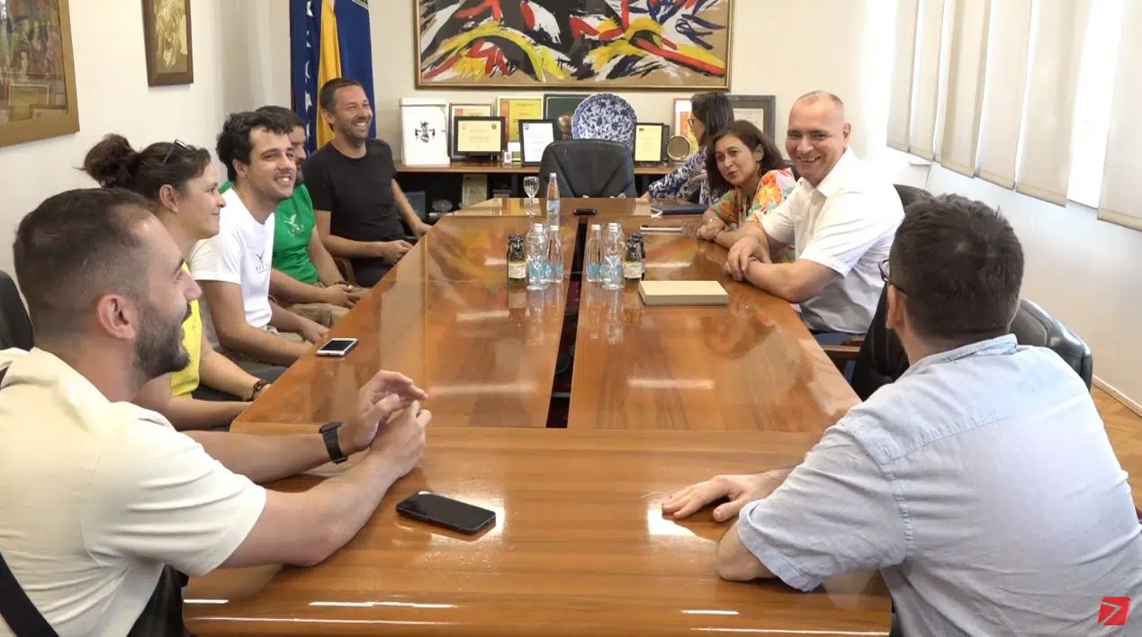 (VIDEO) Gradonačelnik Zijad Lugavić ugostio  OCAS, španski orkestar na humanitaroj turneji u BiH