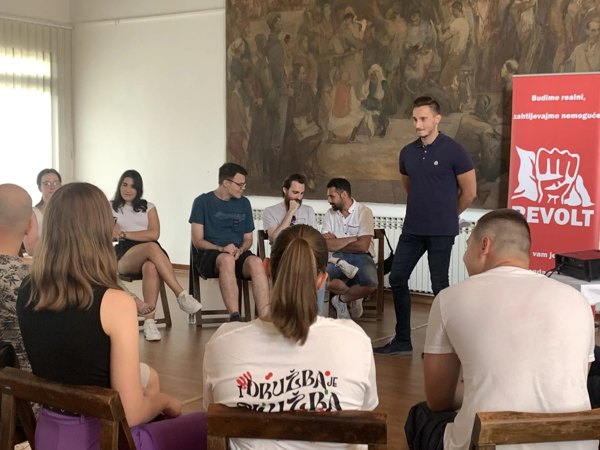 (VIDEO) Održana radionica ˝Kako napisati inicijativu?˝ gradskog vijećnika Anela Ibeljića, u sklopu projekta ˝I družba je služba˝