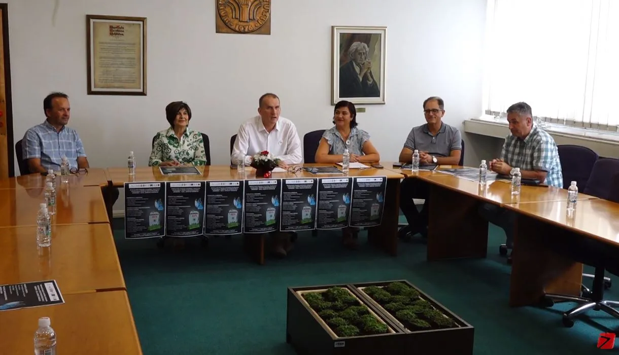 (VIDEO)Najavljen Međunarodni simpozij na temu: Genocid nad Bošnjacima u Srebrenici