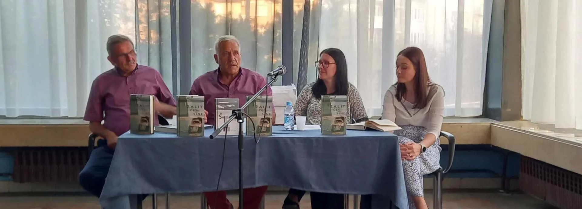 U Živinicama promovirana knjiga „Žalit ćeš, sine“ autora Huse Avdića