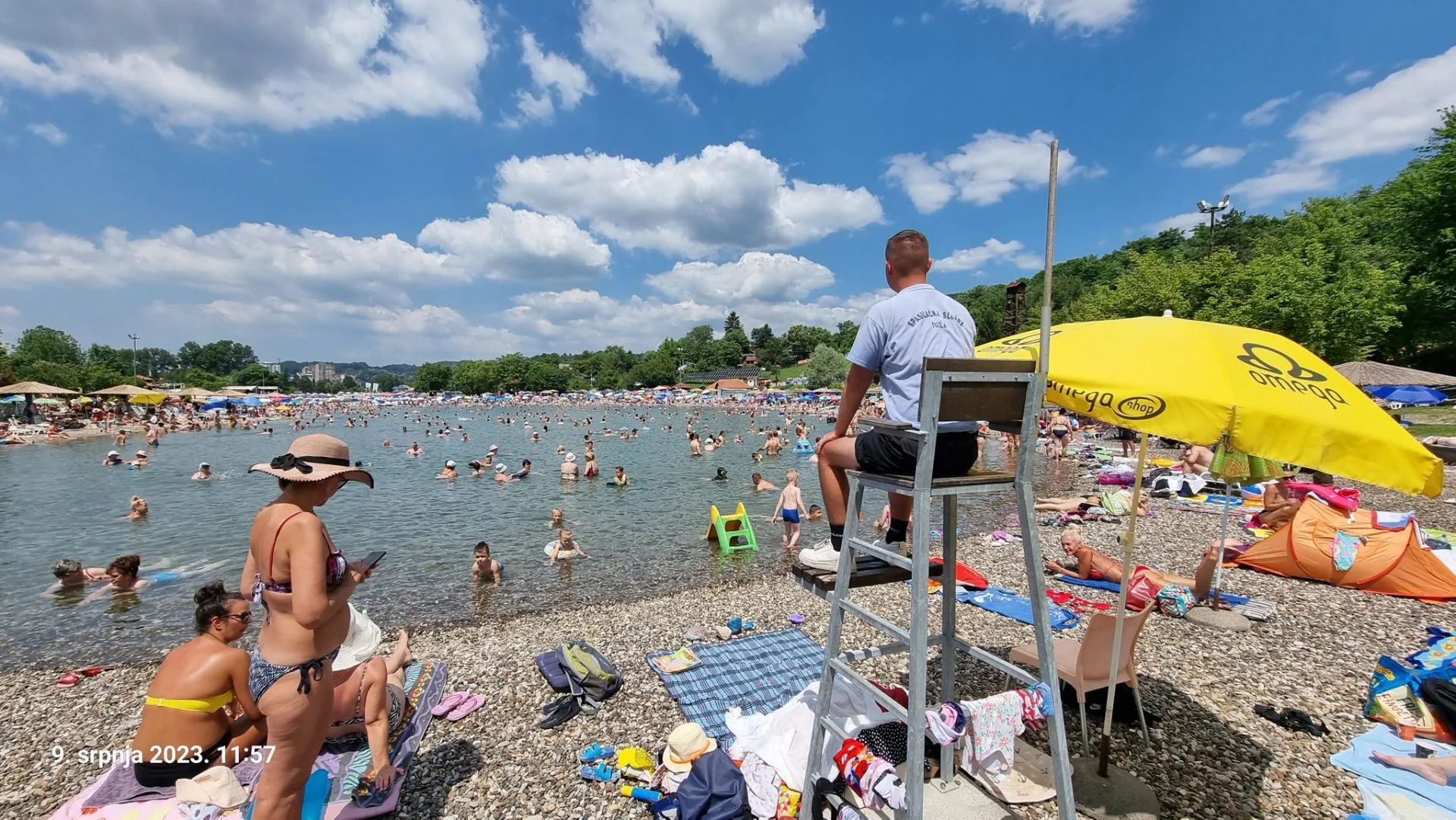 Goste iz Srbije u Tuzli dočekala simpatična poruka (FOTO)