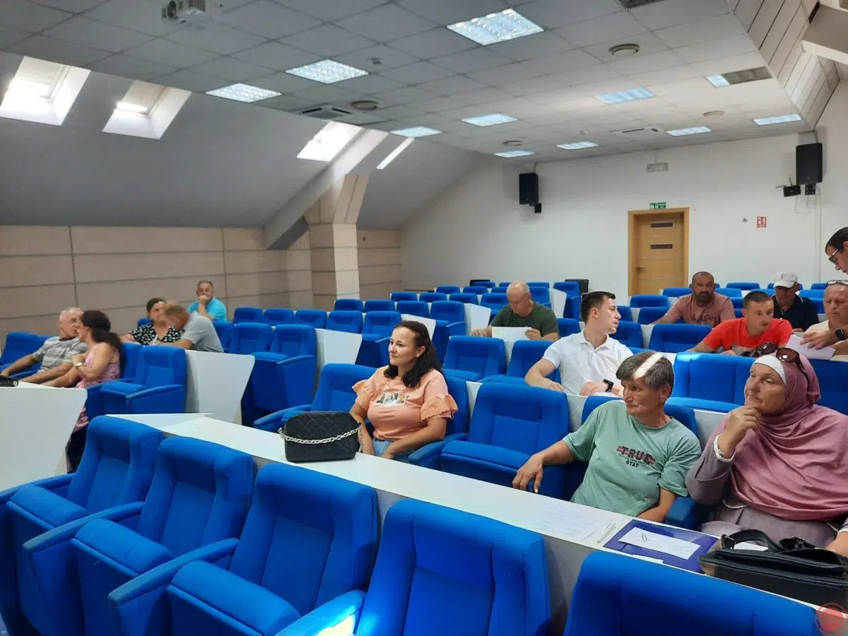 Potpisani ugovori u Gradskoj upravi –