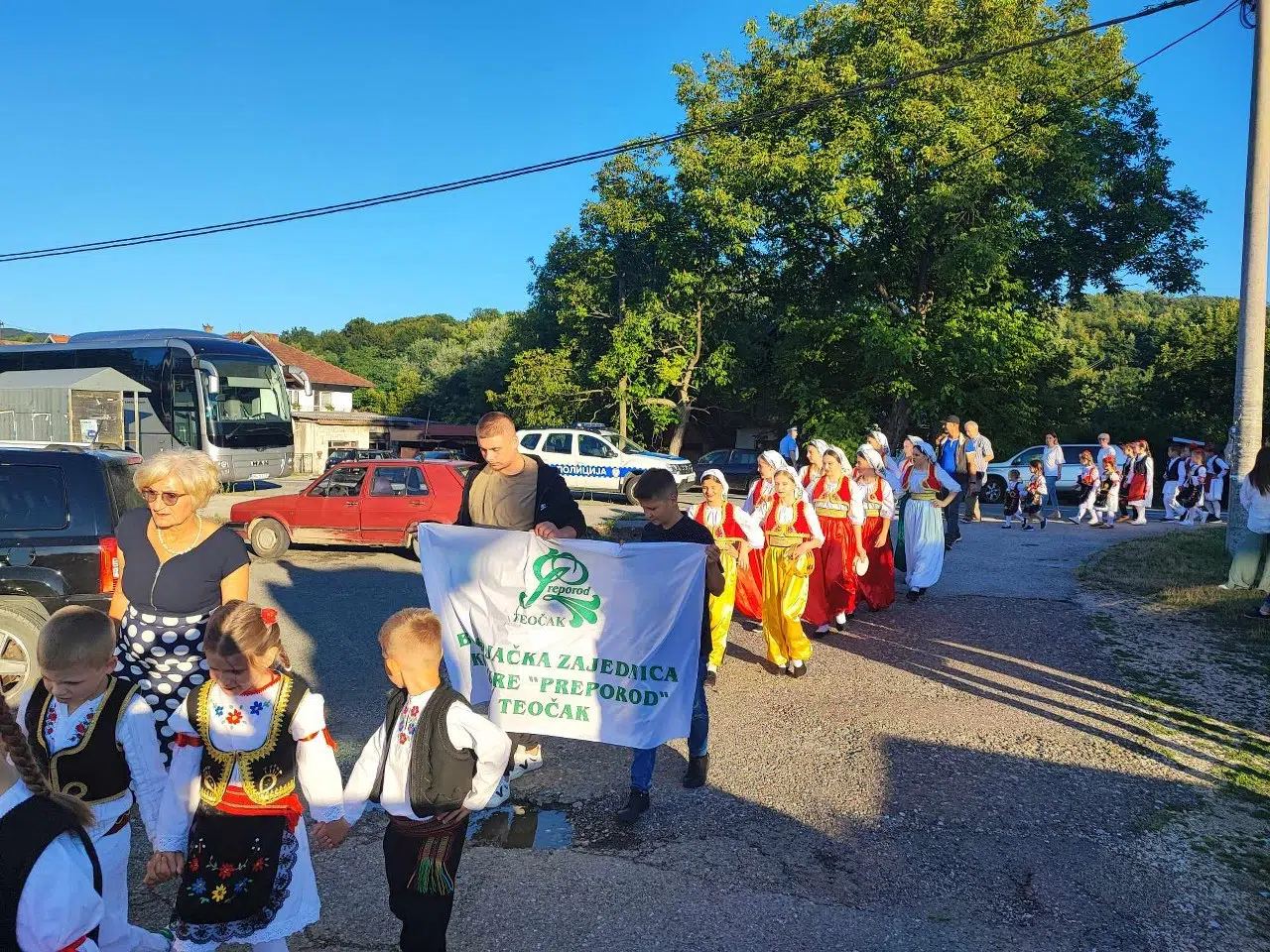 U Priboju održana smotra folkora “Folklorom do pomirenja” (FOTO)