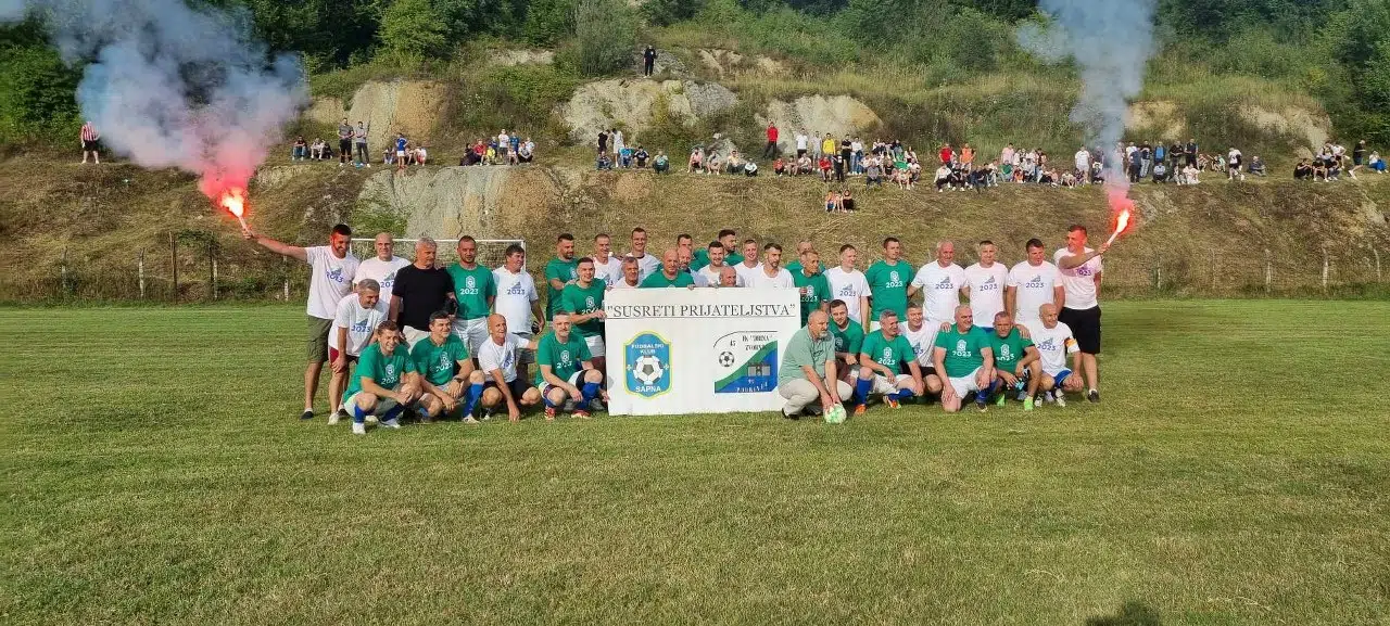 Revijalna utakmica u Sapni okupila veterane i bivše zvijezde “Vitezova” i “Drine” (FOTO+AUDIO)