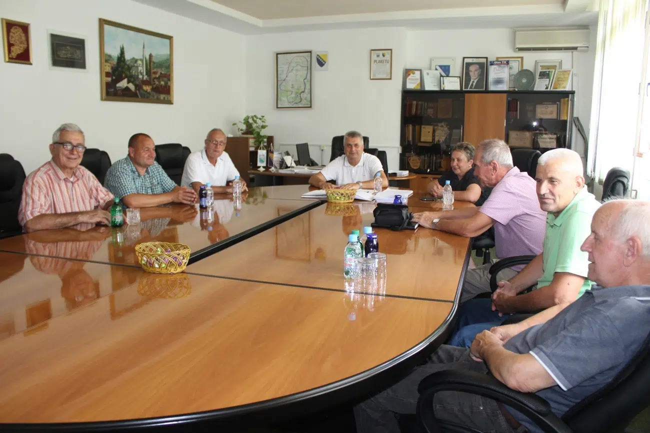 Načelnik Sapne Zudin Mahmutović održao sastanak sa predstavnicima penzionera