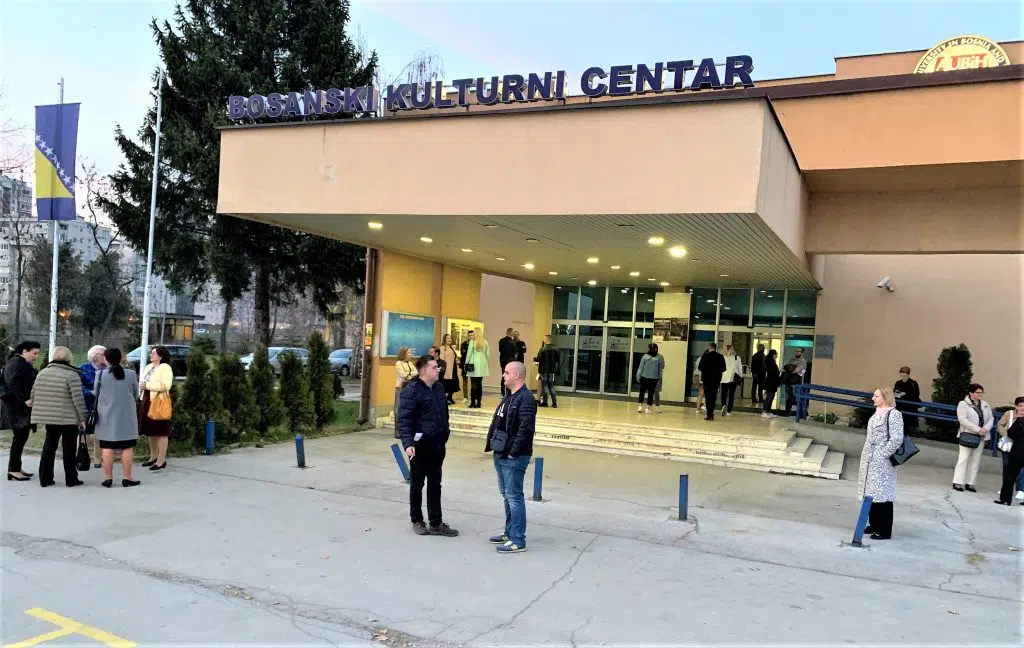 U susret  festivalu umjetnosti minijature u Tuzli