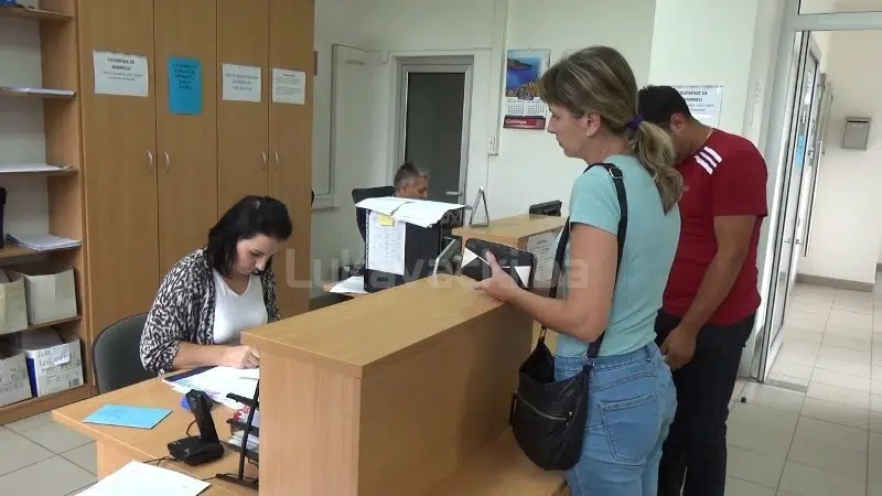 Dvije trećine nezaposlenih u FBiH uopće ne traže posao, na birou su samo zbog zdravstvenog osiguranja