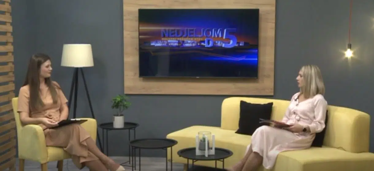 (Video) SFF u Tuzli: Filmska magija pod zvijezdama privukla veliki broj posjetilaca