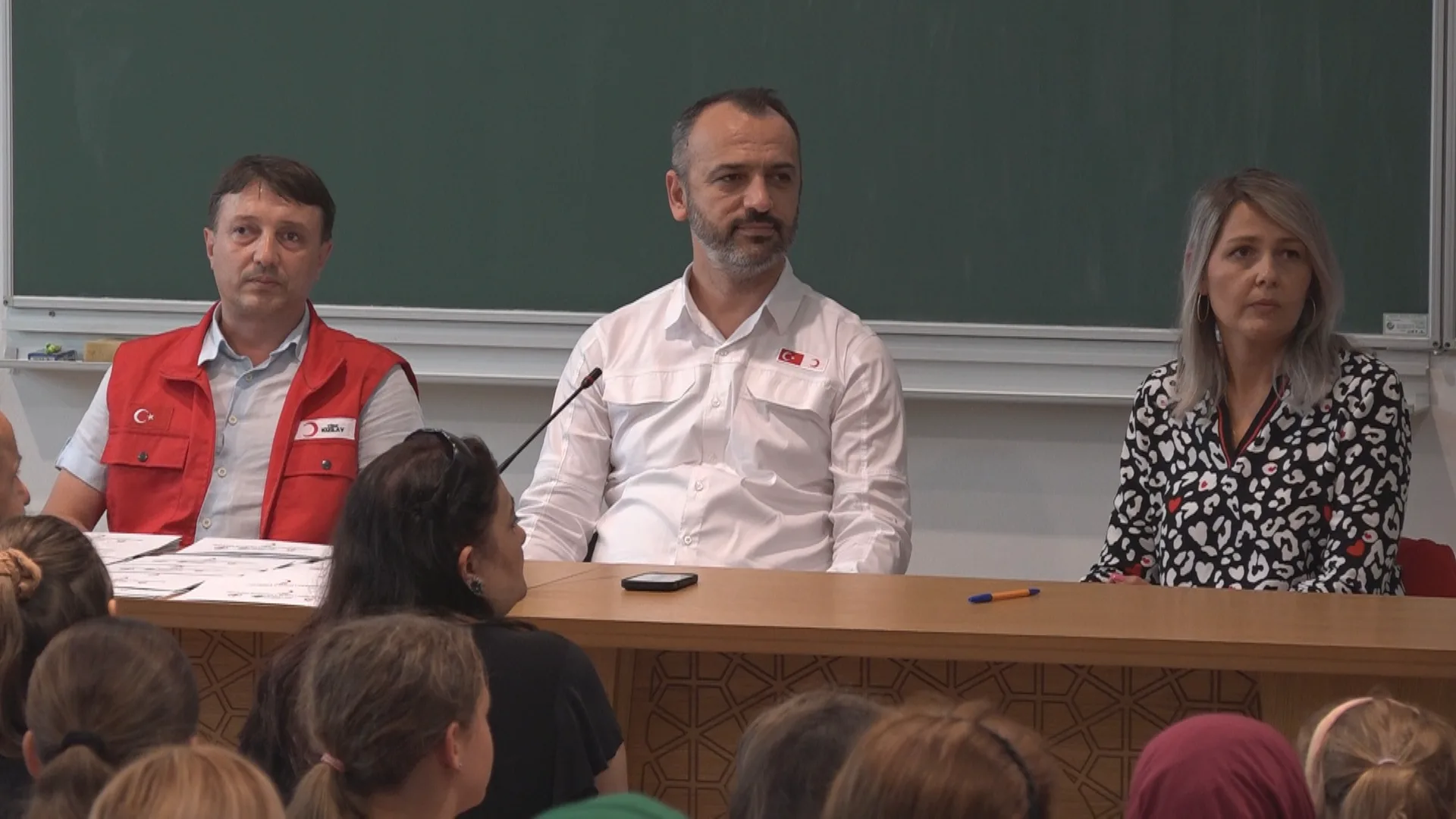 (Video) Projekat podrške jetimima: Turski Crveni polumjesec podijelio vaučere