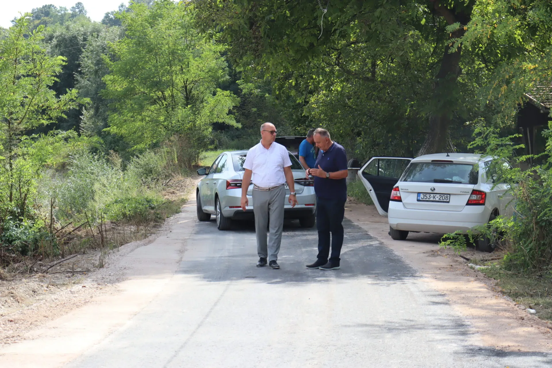 Lugavić obišao je završene radove na sanaciji puta u tuzlanskom naselju Solina (FOTO)