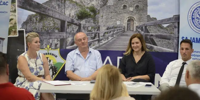 Dodijeljene medalje za kvalitet proizvoda na Sajmu šljive –