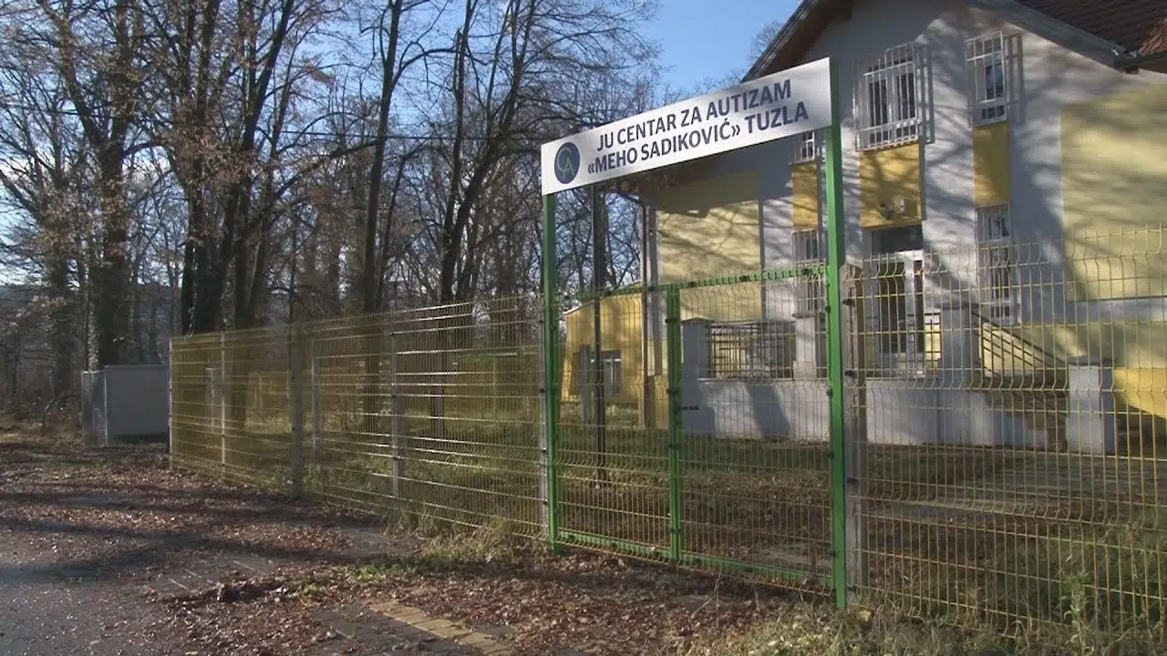 Video Thumbnail: Tuzlanski kanton bi uskoro trebao dobiti registar osoba sa autizmom