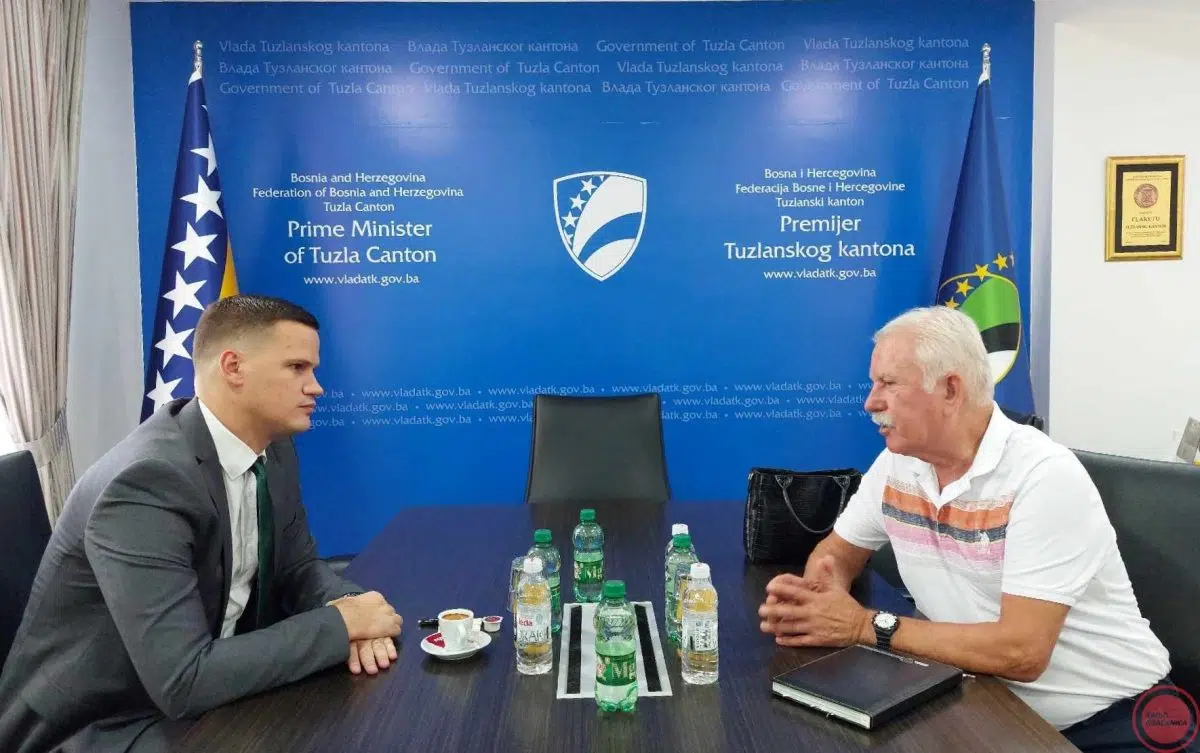 Gradonačelnik Helić i premijer Halilagić razgovarali o projektima od značaja za Gračanicu –