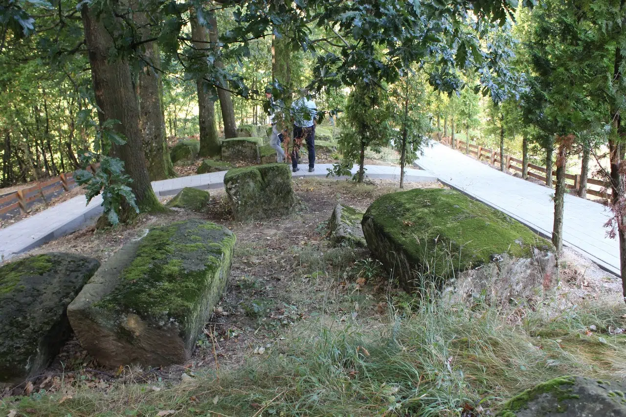Završni radovi na uređenju nekropole stećaka (FOTO)