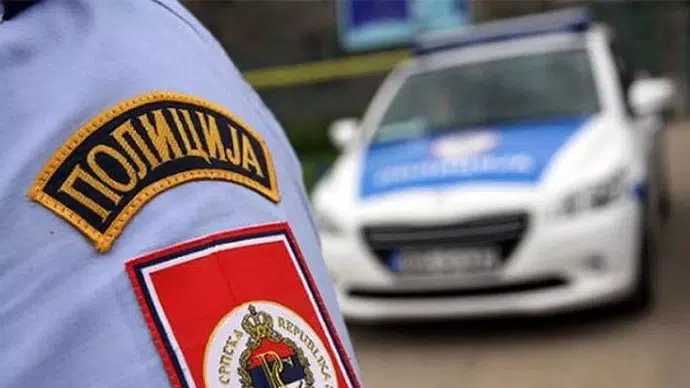 Četiri policajca iz Osmaka uhapšena zbog sumnje na premlaćivanje maloljetnika u stanici