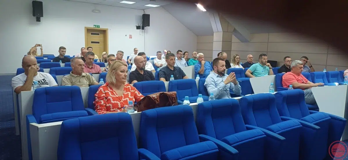 Održan sastanak sa gračaničkim izlagačima –