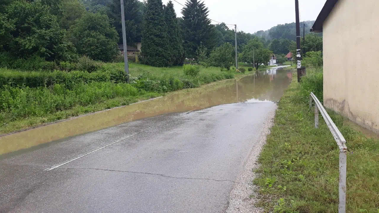 Moguće bujične poplave i pokretanje klizišta