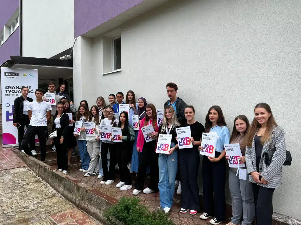 podrška mladima u ključnom razdoblju njihovog života