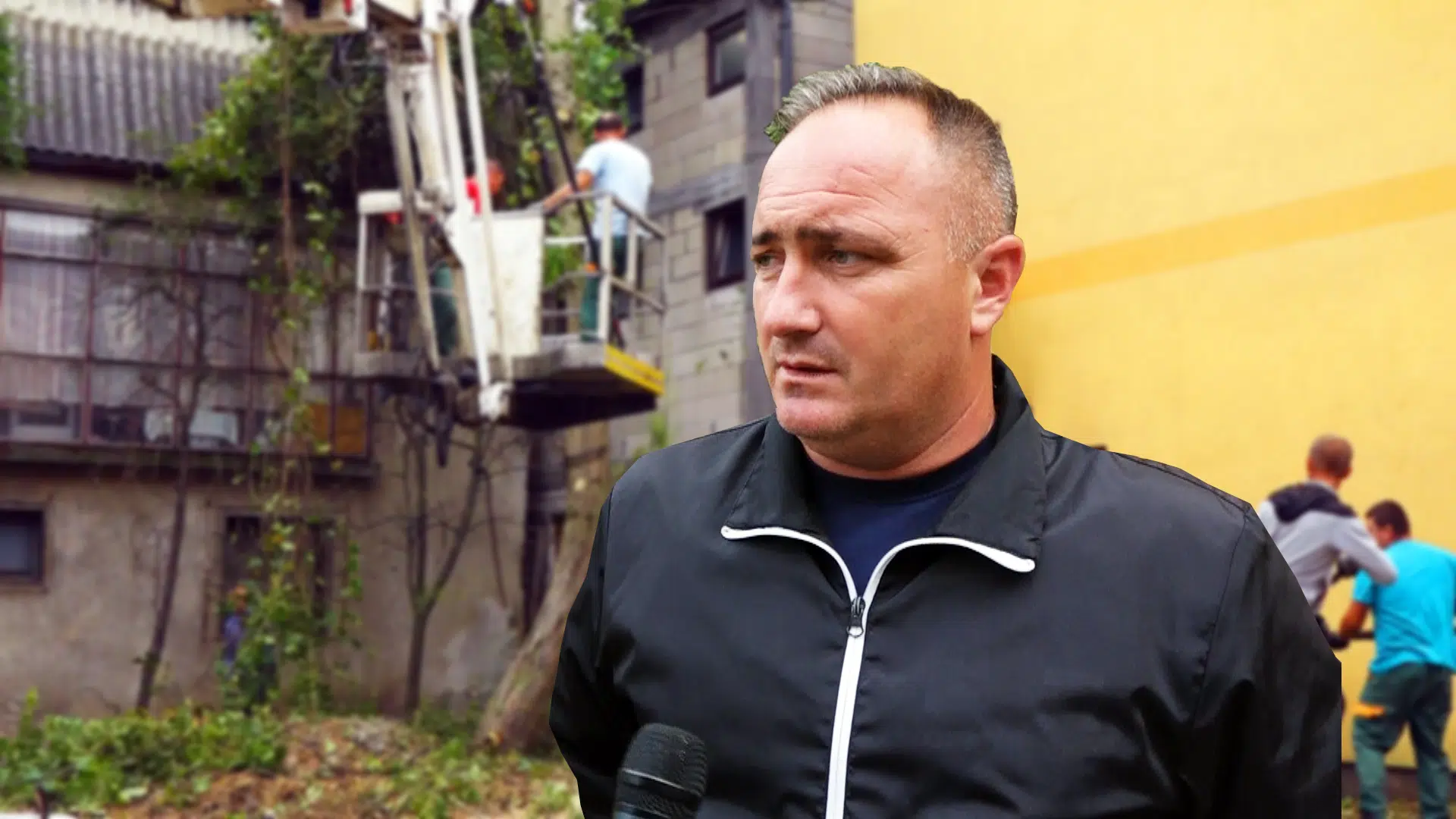 (VIDEO) U Kazan mahali uklonjeno drvo oraha koje je pravilo probleme stanarima