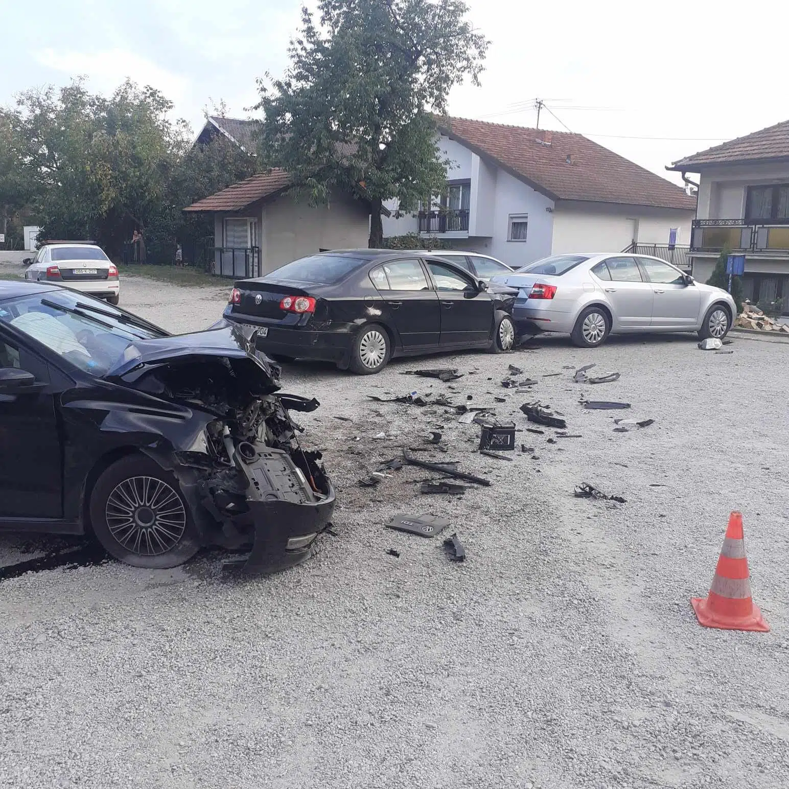 Teška saobraćajna nesreća u Srebreniku, povrijeđeno pet osoba