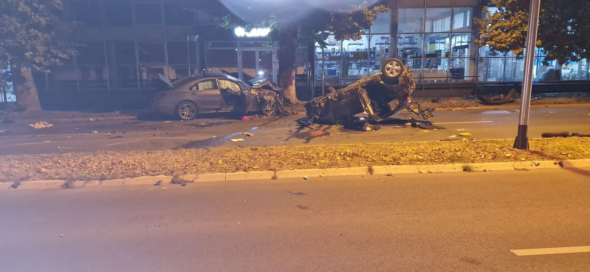 Teška saobraćajna nesreća u Tuzli, povrijeđeno sedam osoba (FOTO)
