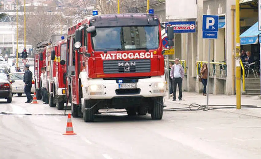 (Video) Tuzlanski vatrogasci: U posljednje vrijeme nekoliko  gašenja požara u stambenim objektima