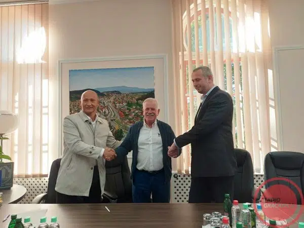 Potpisan ugovor o početku projekta „Izrada Glavnog strateškog plana razvoja vodovoda na području grada Gračanice“ –