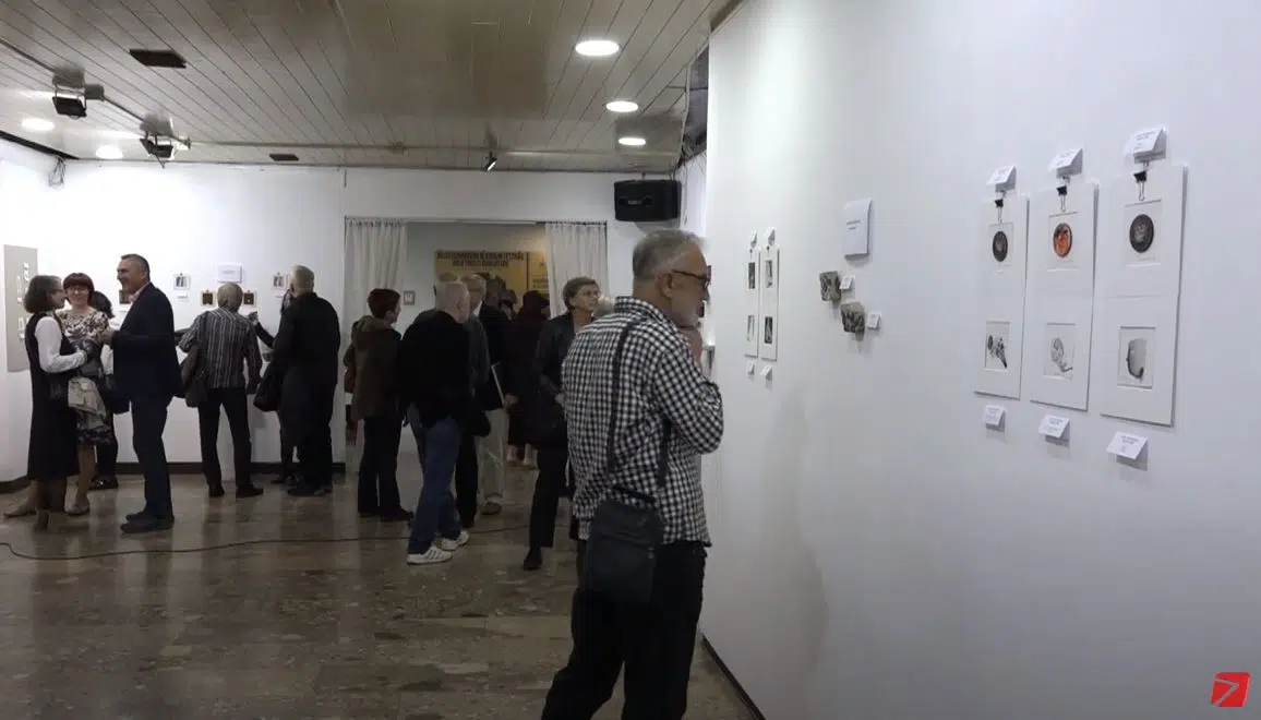 (Viedeo) Muhamed Bajramović osvojio Grand Prix Međunarodnog festivala umjetnosti minijature