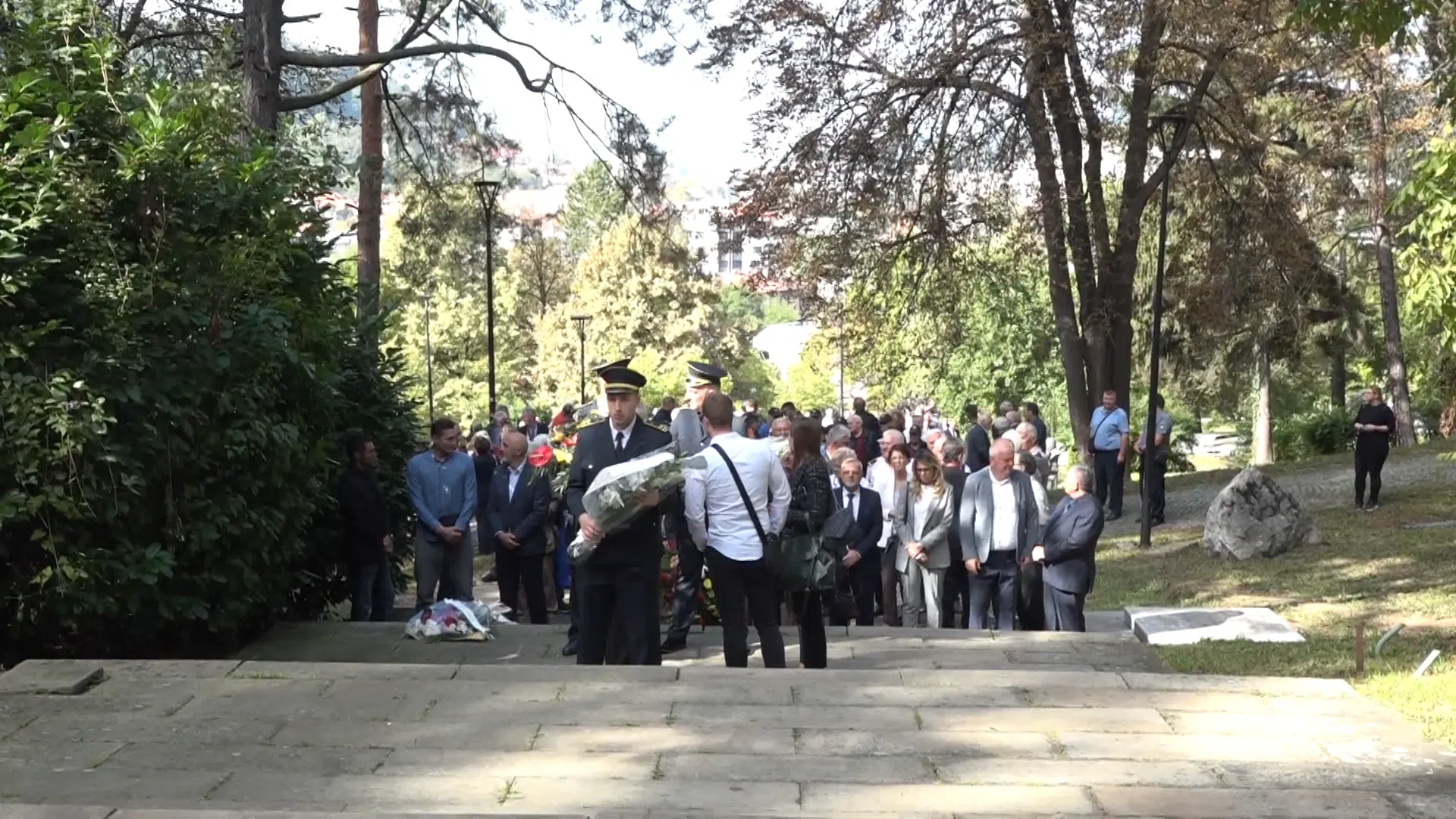 (VIDEO) Obilježen 2. oktobar Dan oslobođenja Tuzle u 2. Svjetskom ratu