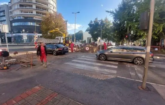 Završena sanacija puknuća cijevi dijela vrelovoda u Turalibegovoj ulici