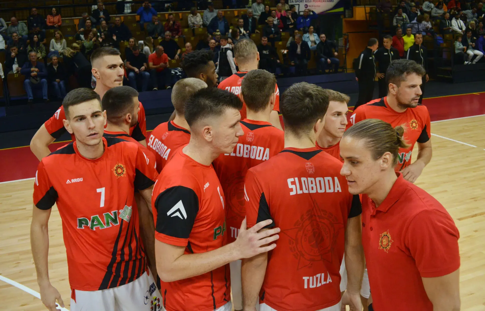 Derbi u Mejdanu između neporaženih ekipa Slobode i Orlovika