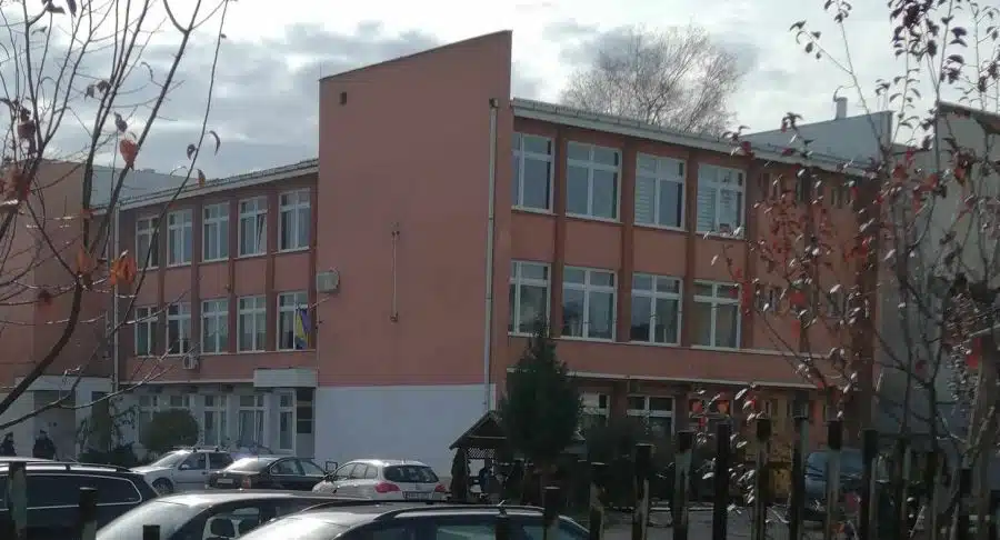 Ponovo dojava o bombi u živiničkoj Gimnaziji