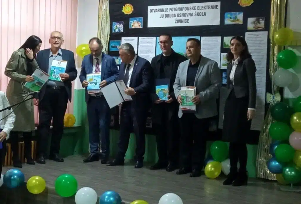 Druga OŠ:Svečano puštena u rad solarna elektrana
