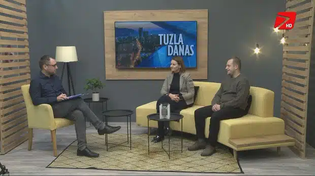 (Video) Mreža aktivnih zajednica organizuje edukaciju za predstavnike savjeta tuzlanskih mjesnih zajednica