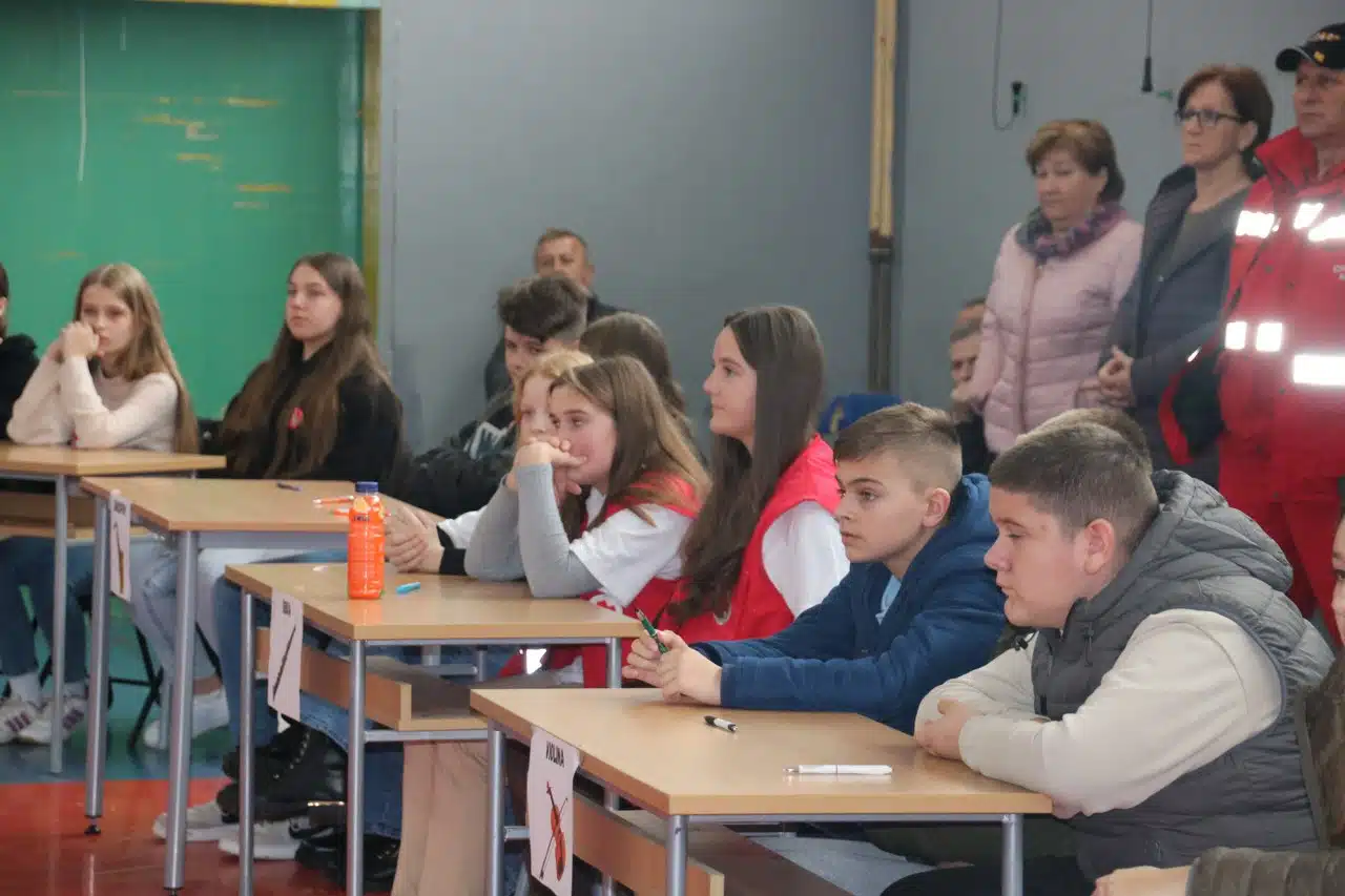 U Sapni održano kantonalno takmičenje iz upozoravanja na opasnost od mina (AUDIO+FOTO)