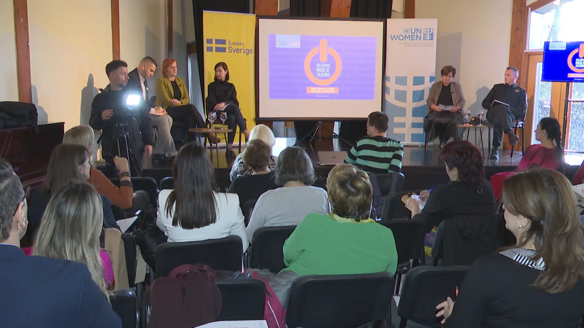 (Video) Održana panel diskusija “Pozitivni primjeri odgovora lokalnih zajednica na rodno zasnovano nasilje”