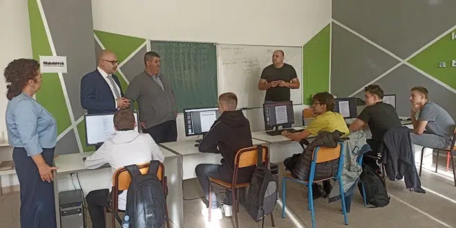 Saniran krov JU Gimnazija „Dr. Mustafa Kamarić“ u Gračanici –