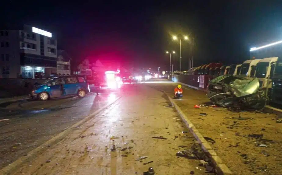 Teško povrijeđene dvije osobe u saobraćajnoj nesreći kod Srebrenika (FOTO)
