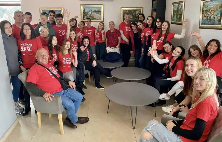 Ajdinovići:Održana radionica “Mladi BiH za čist zrak”