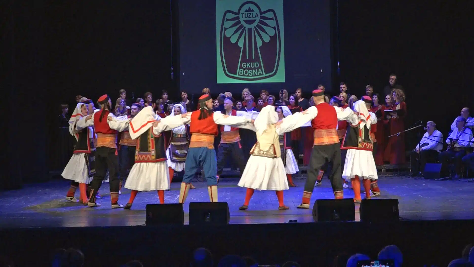 (Video) Održan godišnji koncert GKUD “Bosna” Tuzla