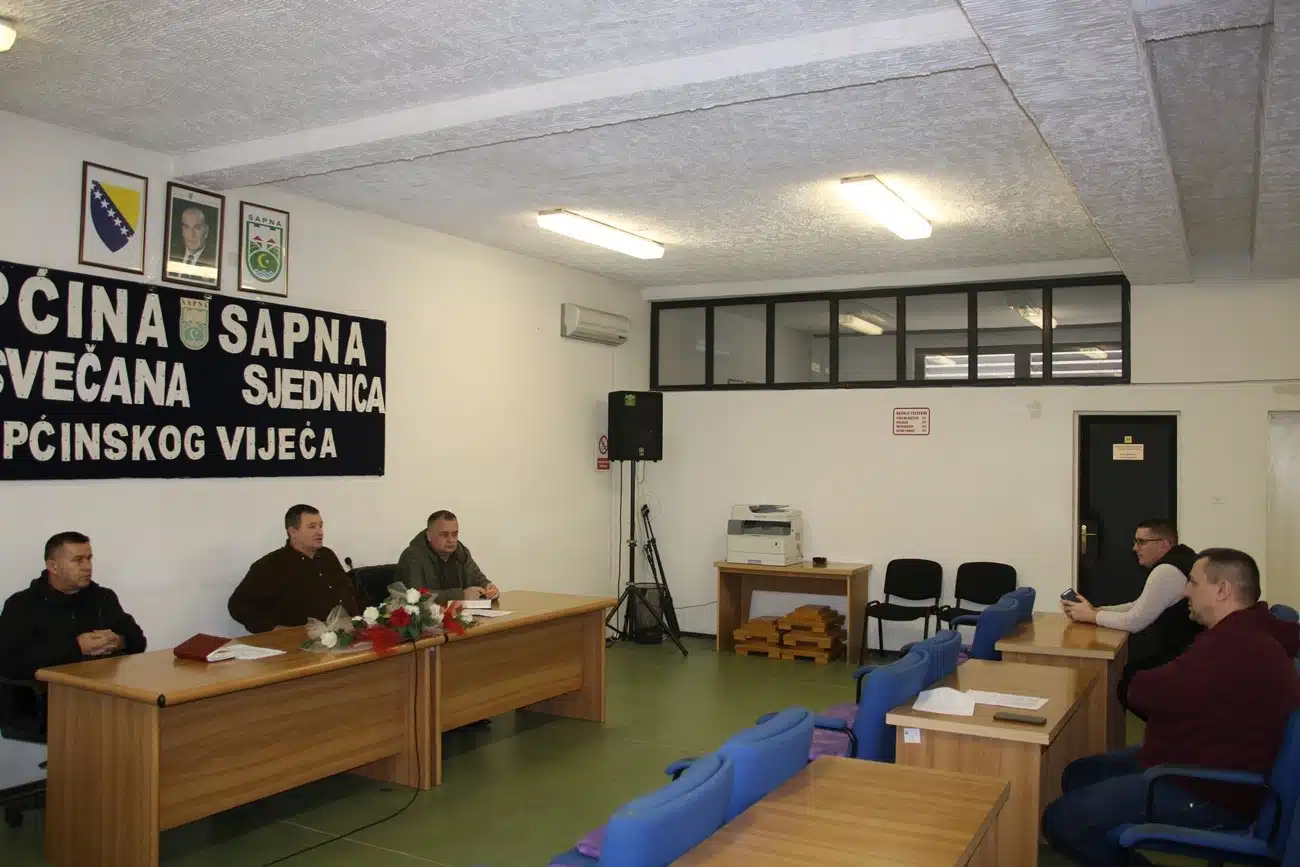 Održana javna rasprava o Nacrtu budžeta Općine Sapna za narendu godinu (AUDIO)