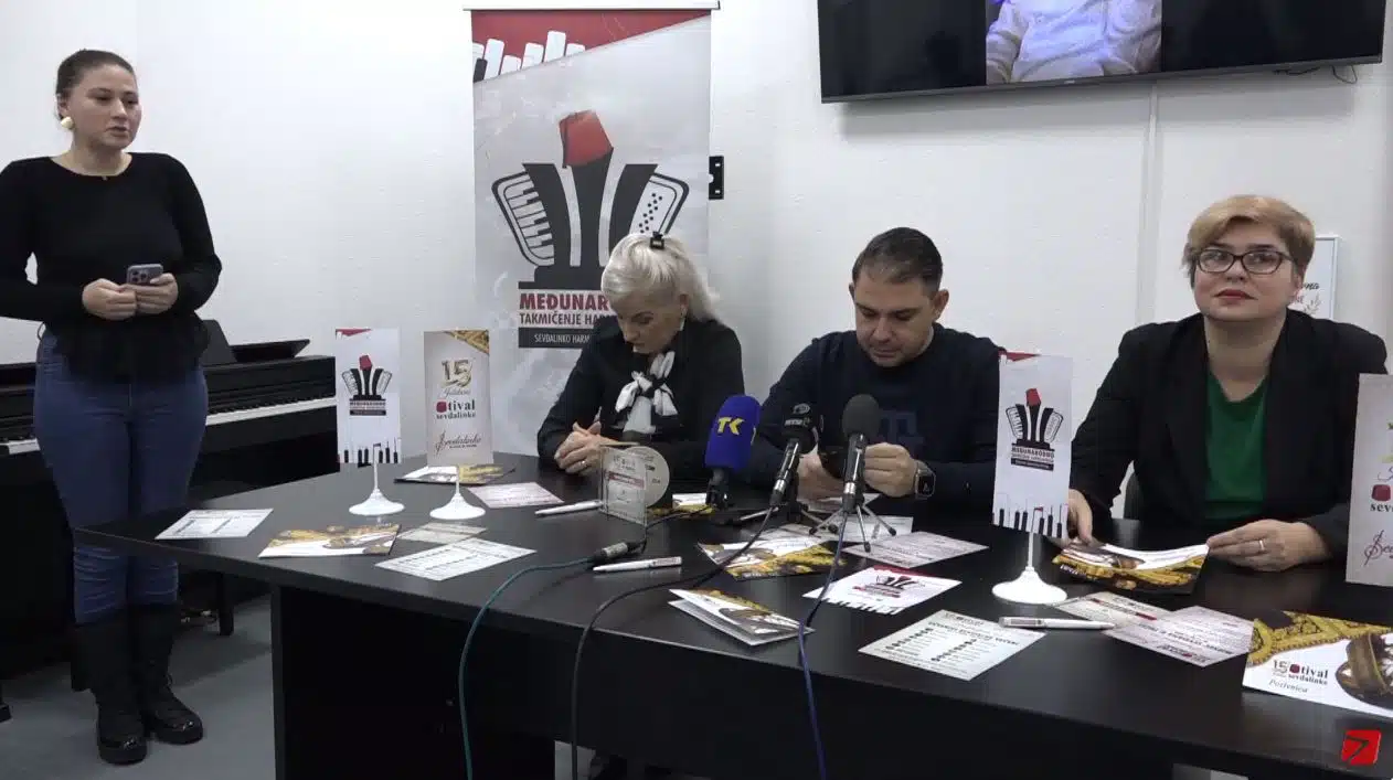(VIDEO) Uspješno realizovani 15. Festival sevdalinke I Mjesec sevdaha u Tuzli