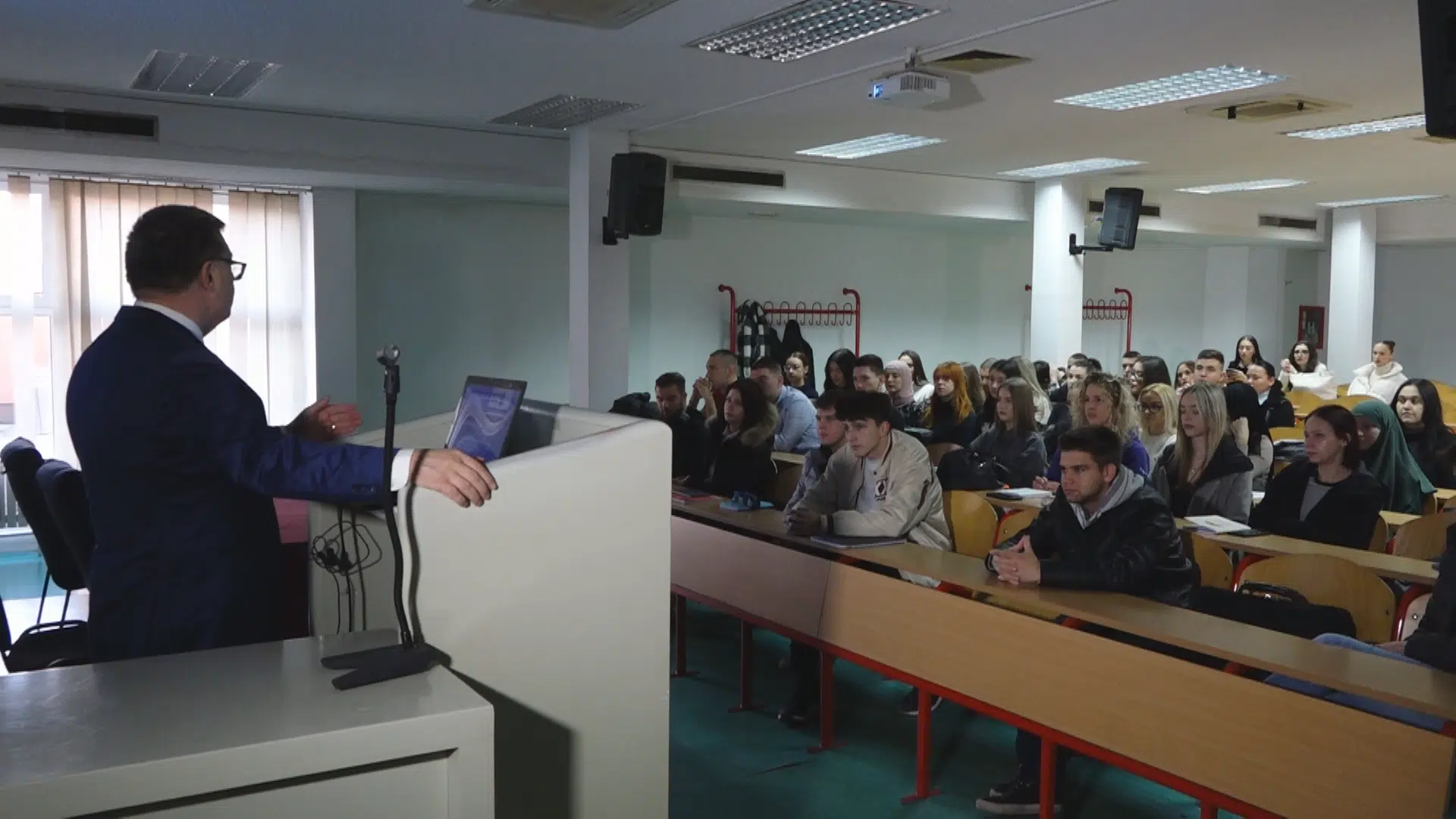 (Video) Međunarodni dan ljudskih prava tokom sedmice obilježen na Pravnom fakultetu Univerziteta u Tuzli