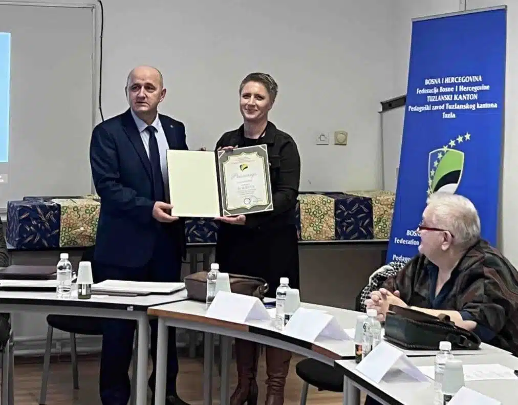 JU Gimnazija:Priznanje za osvojeno 3.mjesto